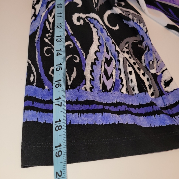 Three quarter sleeved dress - Picture 13 of 16